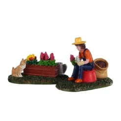 Figurine "Garden Grooming" - LEMAX