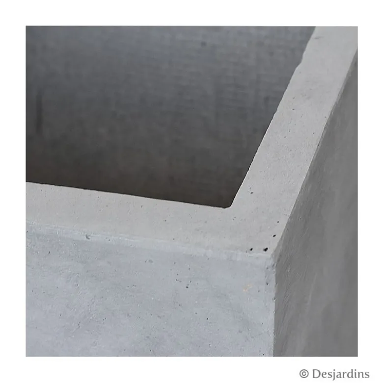 Pot carré en fibre gris clair - 61,5 cm - DESJARDINS