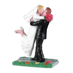 THE NEWLYWEDS - LEMAX